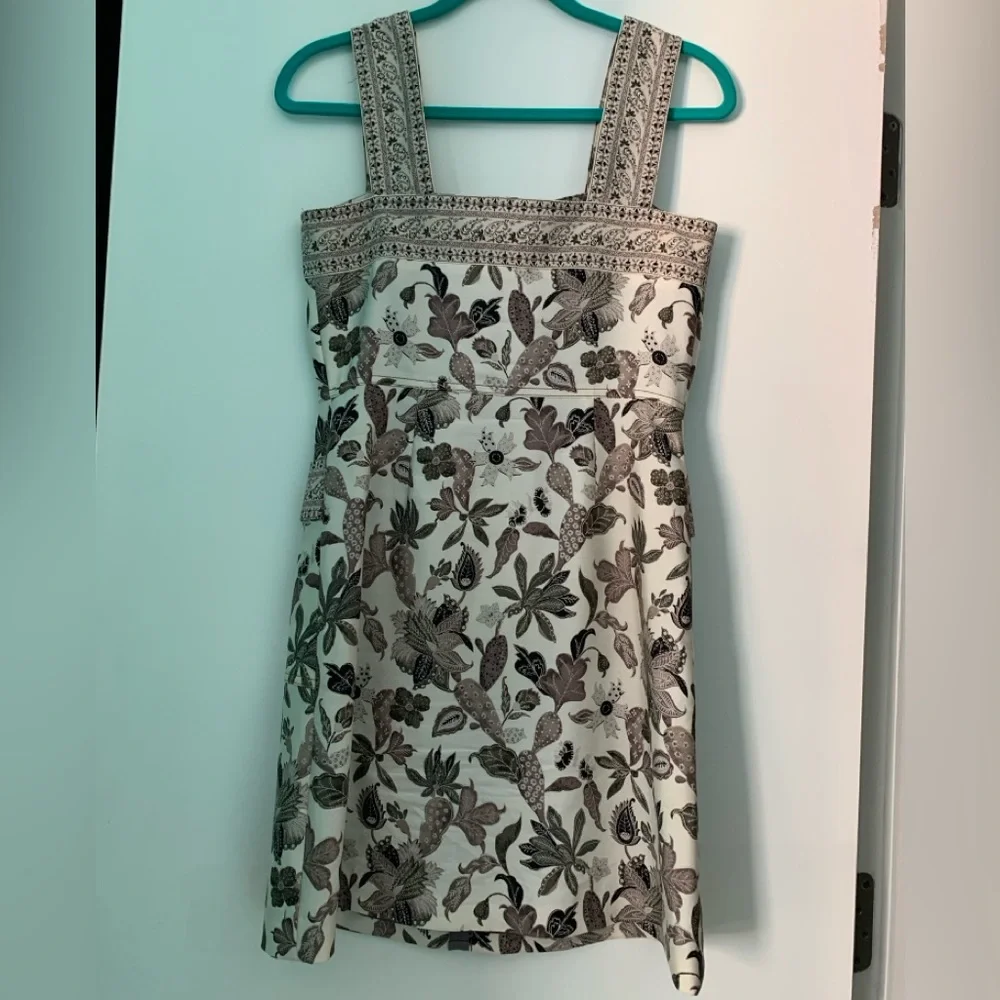 Tory Burch Ivory Wisteria Zip Up Dress - size 4 - Picture 3 of 7